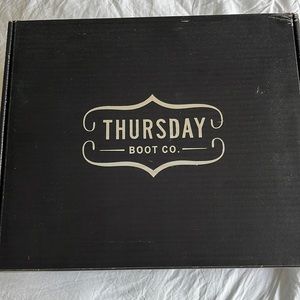 Size 6 Women’s Truffle Legend Boots